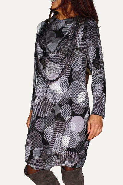 Raglankleid mit Faltenwurf und Rollkragen